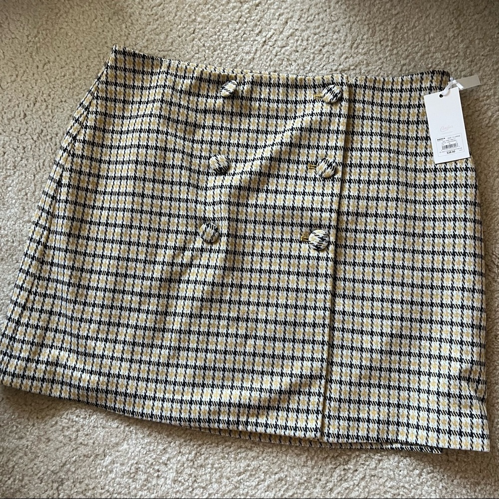 Candies plaid skirt with functional buttons NWT